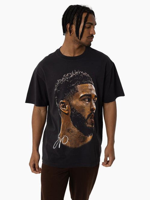 Jayson Tatum Big Head Tee in vintage black featuring oversized player portrait for the ultimate fan.