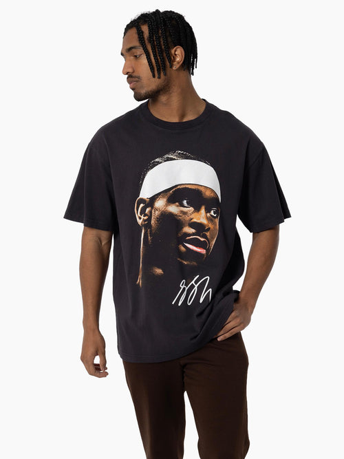Shai Gilgeous-Alexander Big Head Tee in vintage black featuring oversized player portrait for the ultimate fan.