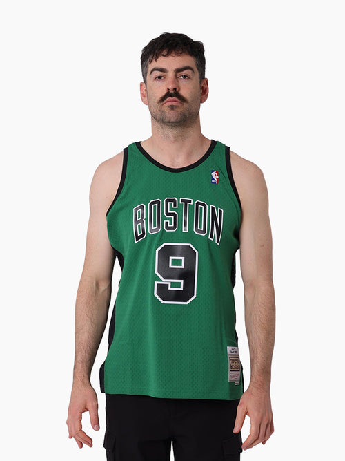 MNBC16029_CLTCGRN001_1_bupgdy_1766991269