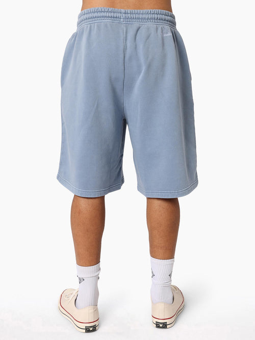 MNCG3674_CYNBLU01_4_a92v82_1761198145