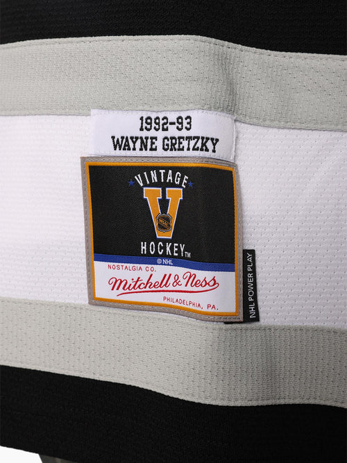 MNLK9056_BLK0000_6_uqtljk_1761194958