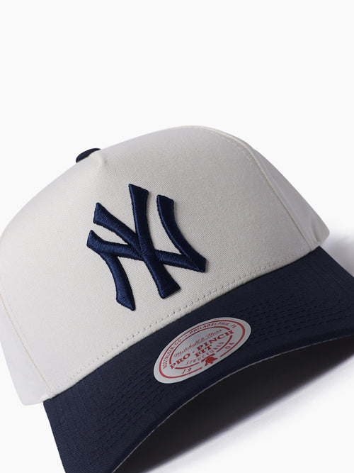 MNNY00413_WHTCRMNVY_2_uhrjxu_1768863657